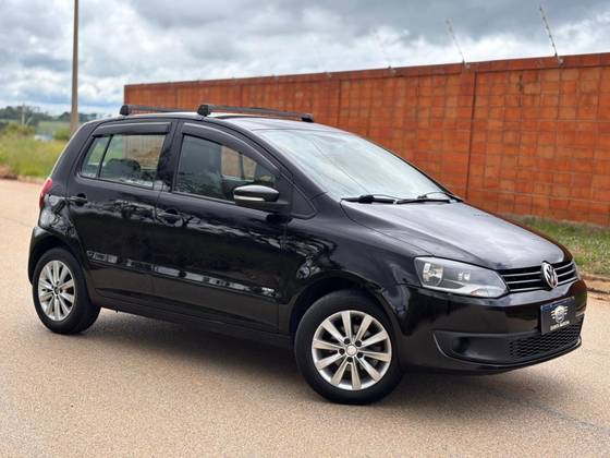 VOLKSWAGEN FOX 1.6 MI 8V FLEX 4P MANUAL VOLKSWAGEN FOX 1.6 MI 8V FLEX 4P MANUAL